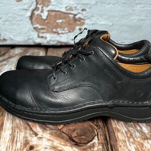 Rugged Construction Slip Resistant Safety Steel Toe Shoes